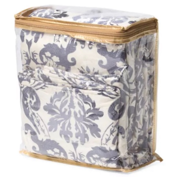 Indias Heritage 100% Silk Embroidered Curtain Panel